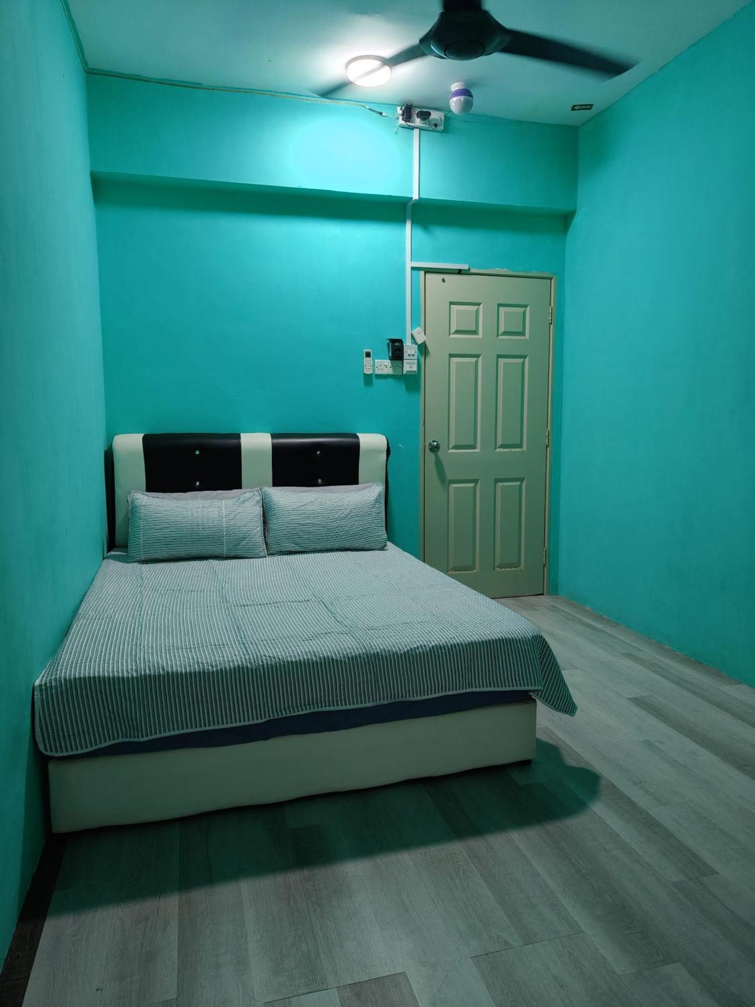 World Kids Fantasy Hotel Лумут Екстериор снимка
